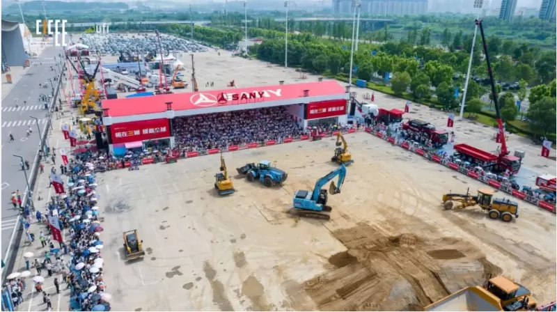 全球1806家产业链企业共绘智造新纪元--第四届长沙国际工程机械展览会圆满落幕(图2)